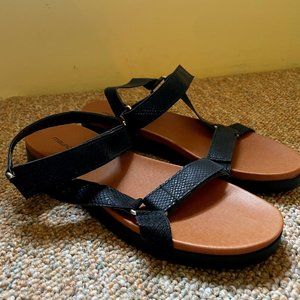 Maurices Sandals